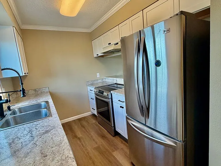 1701 2nd Ave #17 — Photo 7
