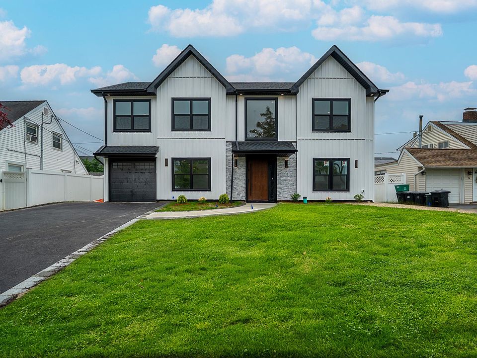 1st image of 76 Woodcock Lane