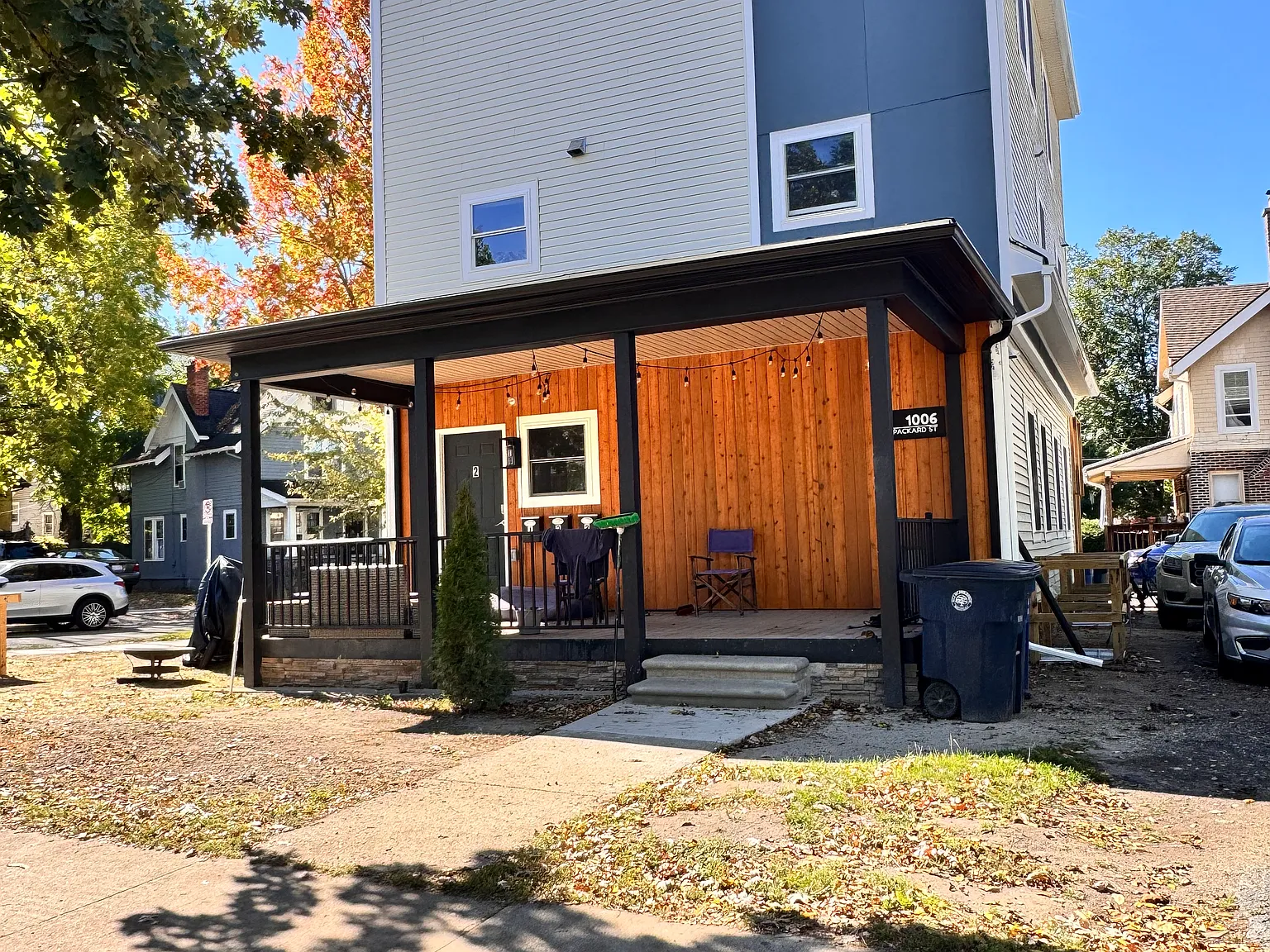3 bed, 1000 sqft, $3,000 — Photo 1