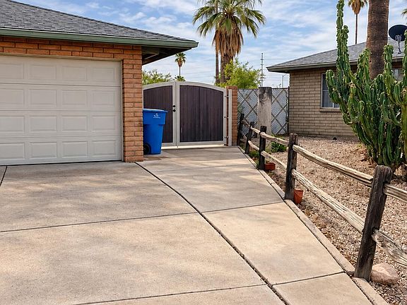4th image of 13821 N 40TH Avenue
