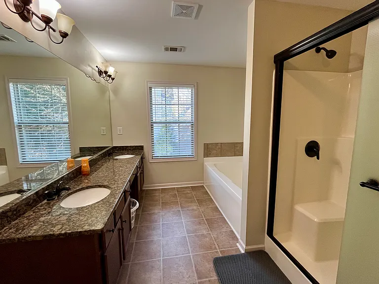 39 Camden Cir — Photo 32