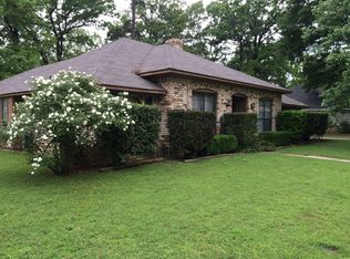 3501 Richwood Dr, Texarkana, TX 75503