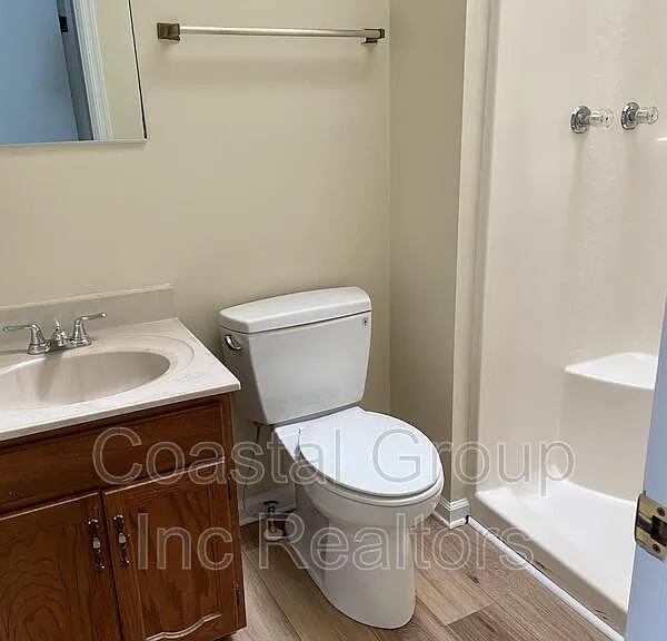 910 Jay Are Ct — Photo 14