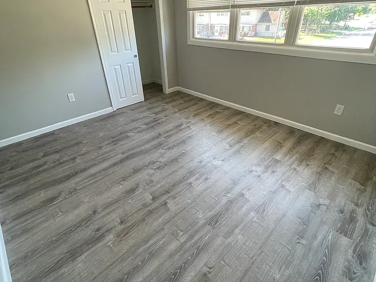 31 Rose Ln — Photo 8
