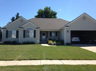 535 Danfield St, Blissfield, MI 49228