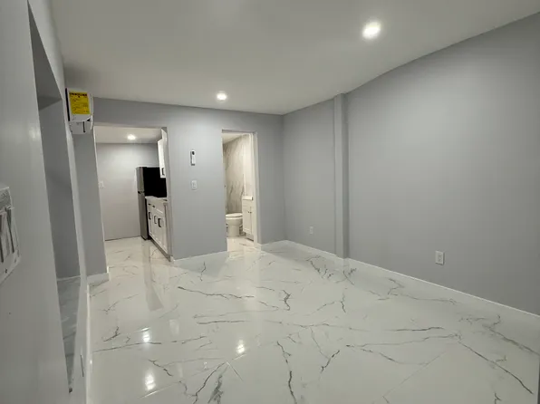 611 E 7th St, Hialeah, FL 33010