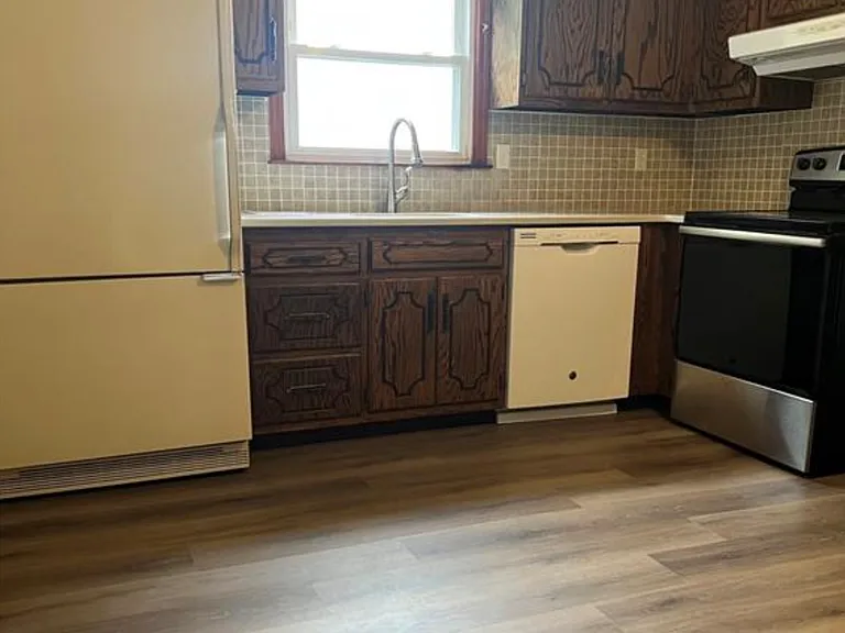 6 Daniel Ct #A — Photo 9