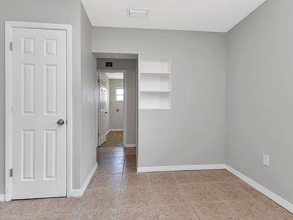 4th image of 13496 Overton Ave