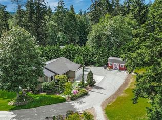 1386 Bonnie Ln, Camano Island, WA