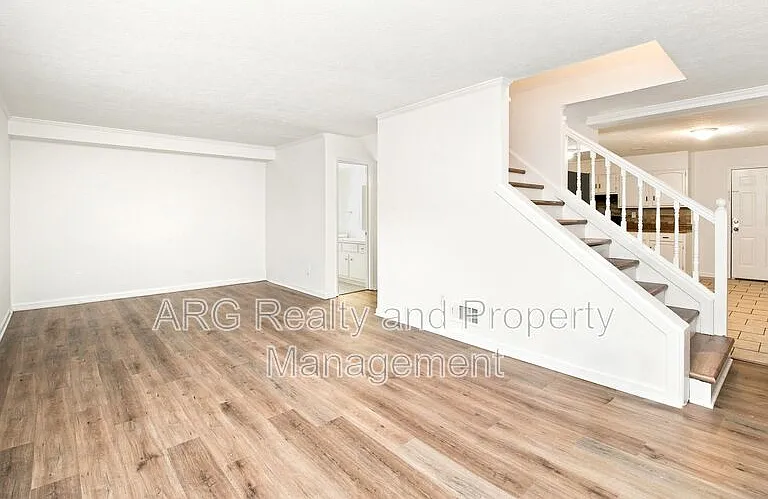 2142 Fairway Ct SE #A — Photo 3