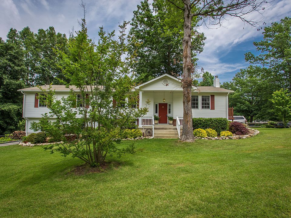 1st image of 6521 Deerskin Dr