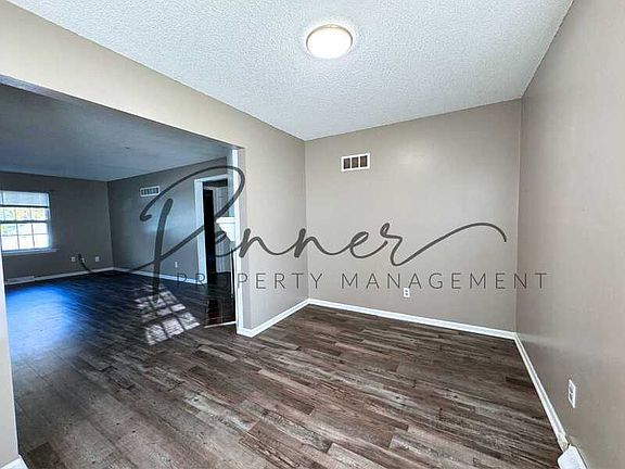 5th image of 814 NW 37th St