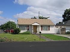 1st image of 2602 E 25th St