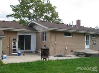 24606 Mount Olive Dr, Brownstown, MI 48134