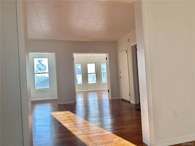 446 Bryant Ave #1 — Photo 7