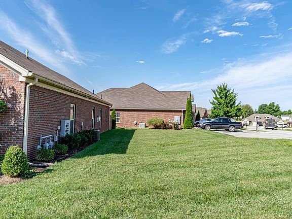 5th image of 119 Twin Brook Ct