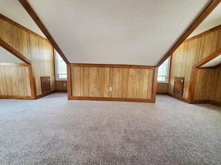 315 Martin Luther King Jr Blvd — Photo 13
