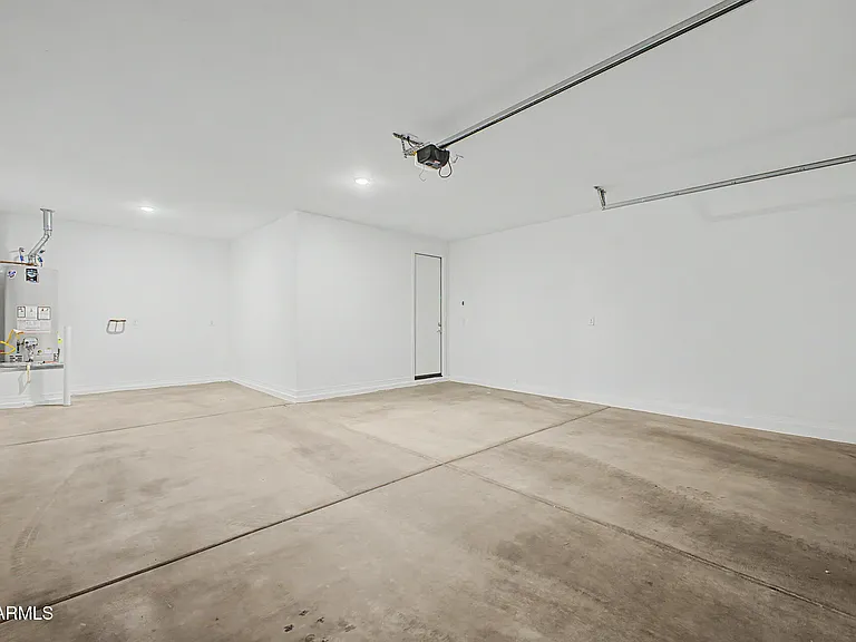 4421 W Palace Station Rd — Photo 34
