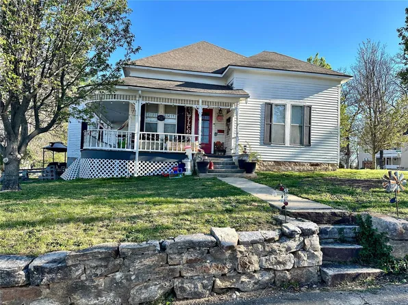 502 E 4th St, Salem, MO 65560