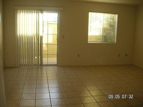 5th image of 3125 E Bellevue St #3