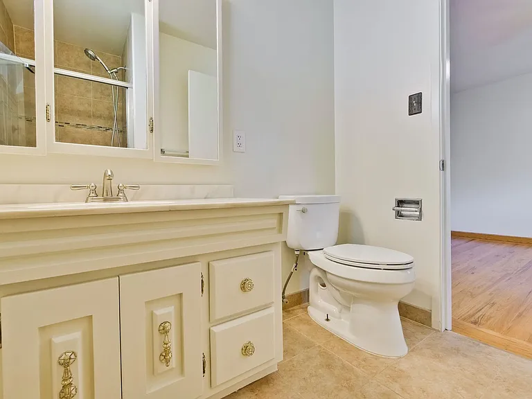 4712 Clarendon Dr — Photo 41