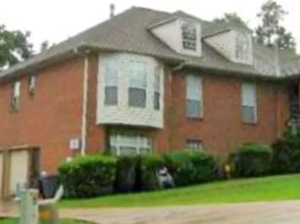 1412 Cambridge Blvd, Fairfield, AL 35064