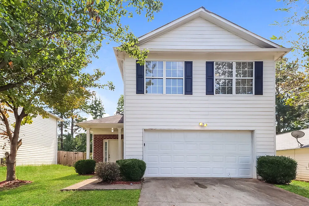 3 bed, 2.5 bath, 1521 sqft, $1,845 — Photo 1