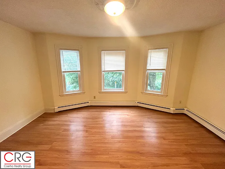 89 Lincoln St #2 — Photo 2