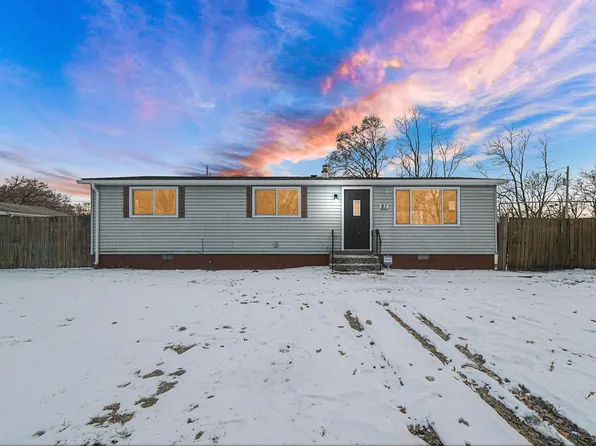 81 Lincoln Ave, New Chicago, IN 46342