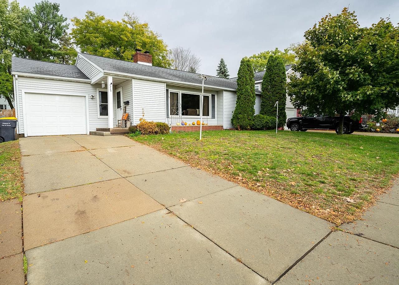 717 Packard Street, Tomah, WI 54660 MLS 1966347 Zillow