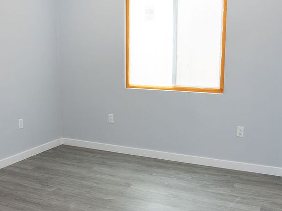 4th image of 3923 S Gibraltar Ave #10