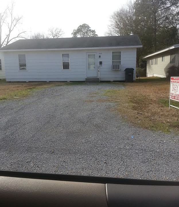 1st image of 802 S Saint Charles St