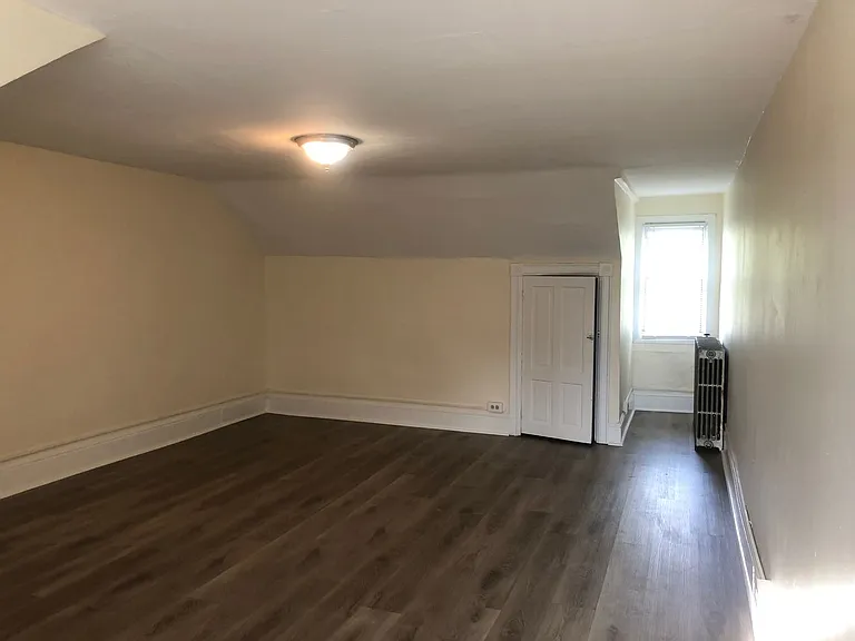 181 Anderson St — Photo 15