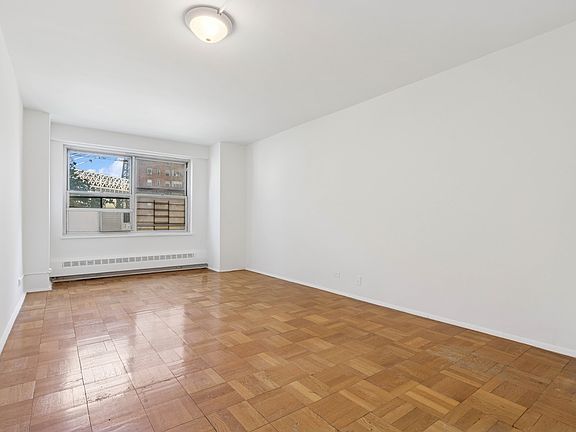 5th image of 570 Grand St APT H203