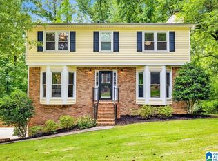 113 Pine Cliff Cir, Birmingham, AL 35226