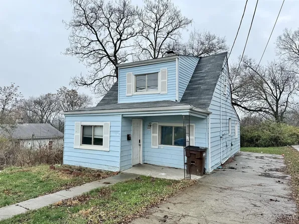 955 Lindy Ave, Cincinnati, OH 45215