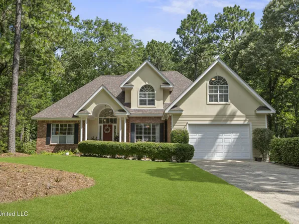 88 Timberton Dr, Hattiesburg, MS 39401