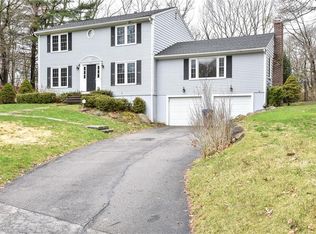 70 Cardinal Ln, East Greenwich, RI 02818