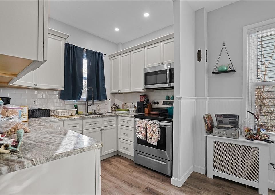 144 Wentworth Ave, Cranston, RI 02905 Zillow