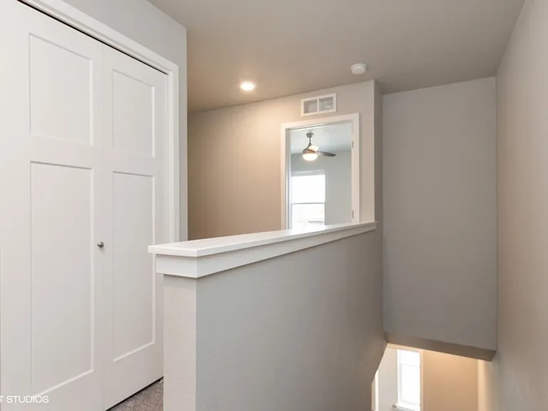 4982 Ushers Ferry Rd NE — Photo 8