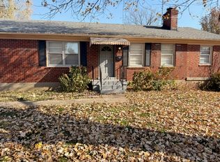 3701 Hughes Rd, Saint Matthews, KY 40207