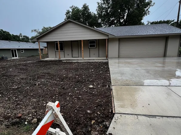 815 W 5th Ave, El Dorado, KS 67042