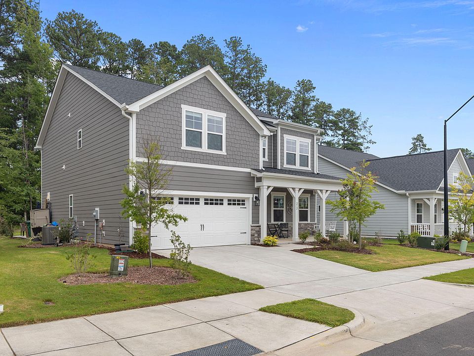 2nd image of 212 Gilmore Bridge Dr
