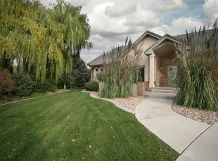 374 High Pointe Dr, Fort Collins, CO 80525