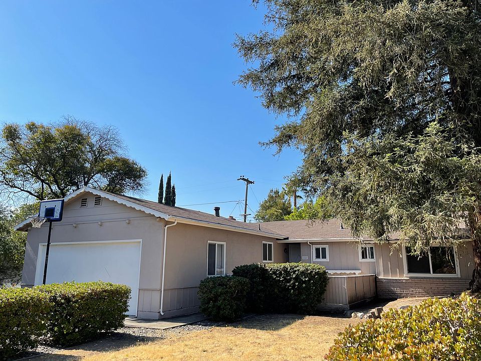 1st image of 5848 McKellar Dr