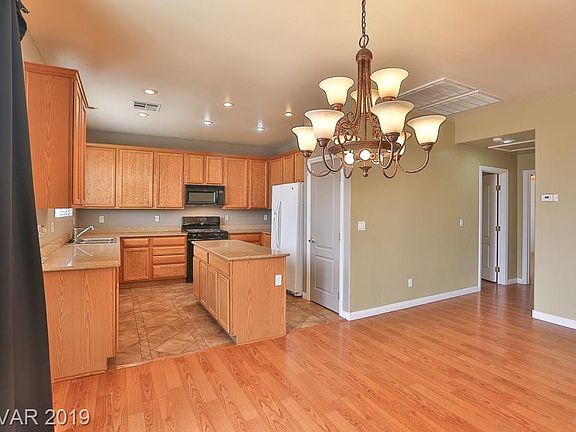 5th image of 5608 Pacesetter St