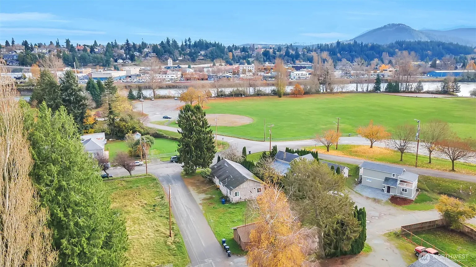 303 S Baker Street, Mount Vernon WA - Owner Finance Home