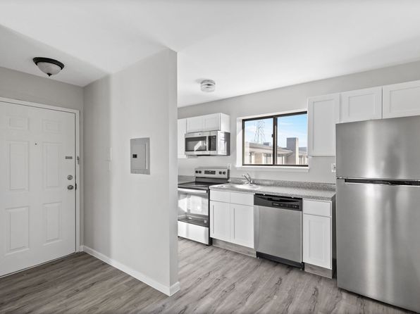 3 Tremont Pl #553-561