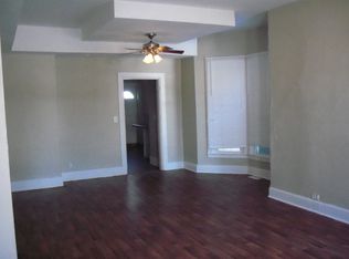 1423 N Main St APT 1, Davenport, IA