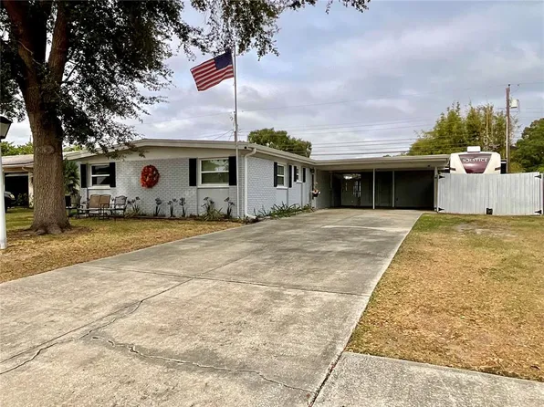 10875 FREEDOM BOULEVARD, SEMINOLE, FL 33772